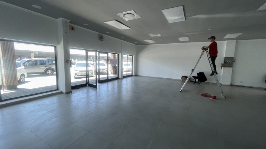 To Let commercial Property for Rent in Wynberg Western Cape